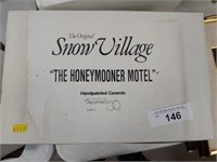 Dept. 56 "The Honeymooner Hotel"