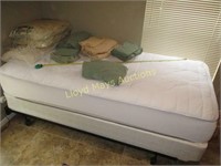 Twin Size Complete Bed With Frame & Linens
