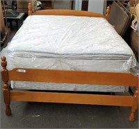 Full Size Serta Bed Set with Maple Headboard Set