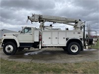 1994 Ford F-800 Digger Truck