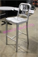 9X, ULTRA LIGHT ALUMINUM BAR STOOLS