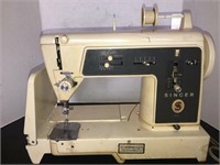 Singer 675G Sewing Machine
