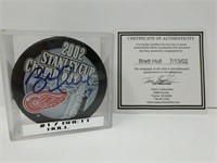 Signed #17 Brett Hull 2002 Red Wings Puck COA