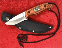 Outdoor knife with nylon sheath 7.75"            (