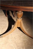 TABLE BASE WITH NEWER TOP & LEAF