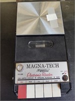 Magnavox electronic reader