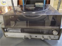 Lloyd's stereo turntable