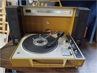 GE portable record player
