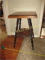 Antique Spindle Leg Tiered Lamp Table