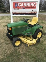 John Deere 425 Lawn Tractor