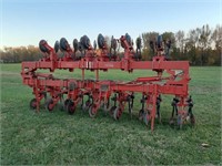 Yetter 4592 3PT 30" 12 Row Flat Fold Cultivator