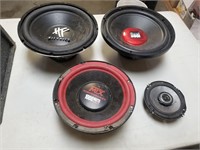 3 12 inch speakers