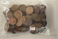 Large qnty of Australian pennies & half pennies