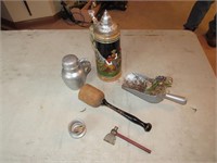 stein,scoop,tiny hatchet & items