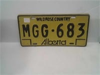 Vintage Alberta license plate no stickers