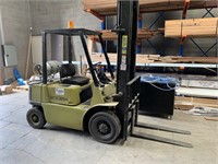 Mitsubishi FG20 2 Tonne LPG Forklift