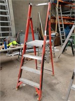 Chief Fibreglass 1.5m Stock Picking Stepladder