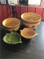 Leaf Pattern Bowls