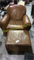 Leather chair w/ottoman