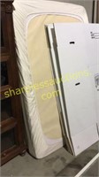 Full mattress/boxspring