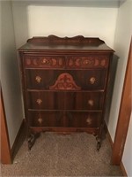 Vintage chest of drawers  34x18x48