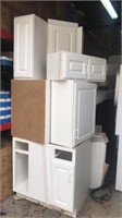 White Merillat Kitchen Cabinets W1C