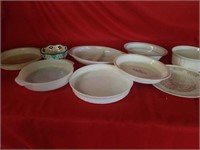 MISCELLANOUS ASSORTMENT OF OVENWARE AND BOWLS