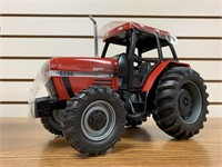 Jim & Sherry Cross - Outstanding Toy Tractor Collection