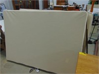 Southland Queen mattress/box spring/frame
