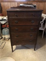 Nice antique dresser 5-drawers