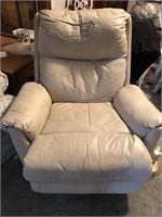 White leather lounge chair