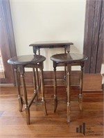 Square Top End Table With Nesting Accent