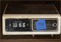 Zenith Radio Alarm Clock