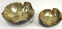 SET OF TWO METAL BOWLS WITH GOLD INTERIORS