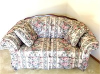 60" Broyhill Floral Love Seat with (2) Pillows