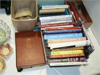 2 FLATS COOKBOOKS, BIBLE, BATHROOM TRASH CAN,