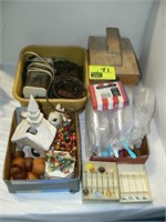 SHOESHINE KIT, FLAT WITH PLASTIC CUPS AND