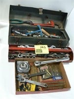 CRAFTSMAN TOOL BOX AND CONTENTS--CRAFTSMAN HAND