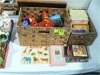 GROUP CHILDREN'S BOOKS AND TOYS, 2 WOVEN BASKET