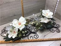 2 CANDLE HOLDER SCONCES WITH FLORALS