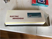 Electric mini sheer