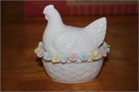 Milk Glass Hen on a Nest 4L