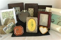 LOT OF (11) PICTURE FRAMES