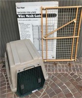 MESH GATE AND ANIMAL CRATE