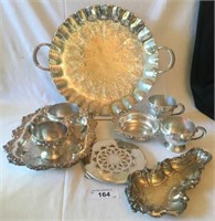 SILVERPLATE COLLECTION - LARGE HANDLED TRAY 13"W