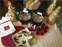 SELECTION OF GREAT CHRISTMAS ITEMS INCLUDING (12)