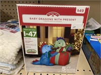 BABY DRAGONS WITH PRESENT INFLATABLE - 5 FT. WIDE