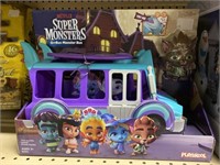 SUPER MONSTERS BUS & FIGURE