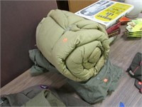 OLD MILITARY SLEEPING BAG & COVER