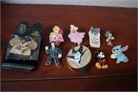 (9) Disney Pins